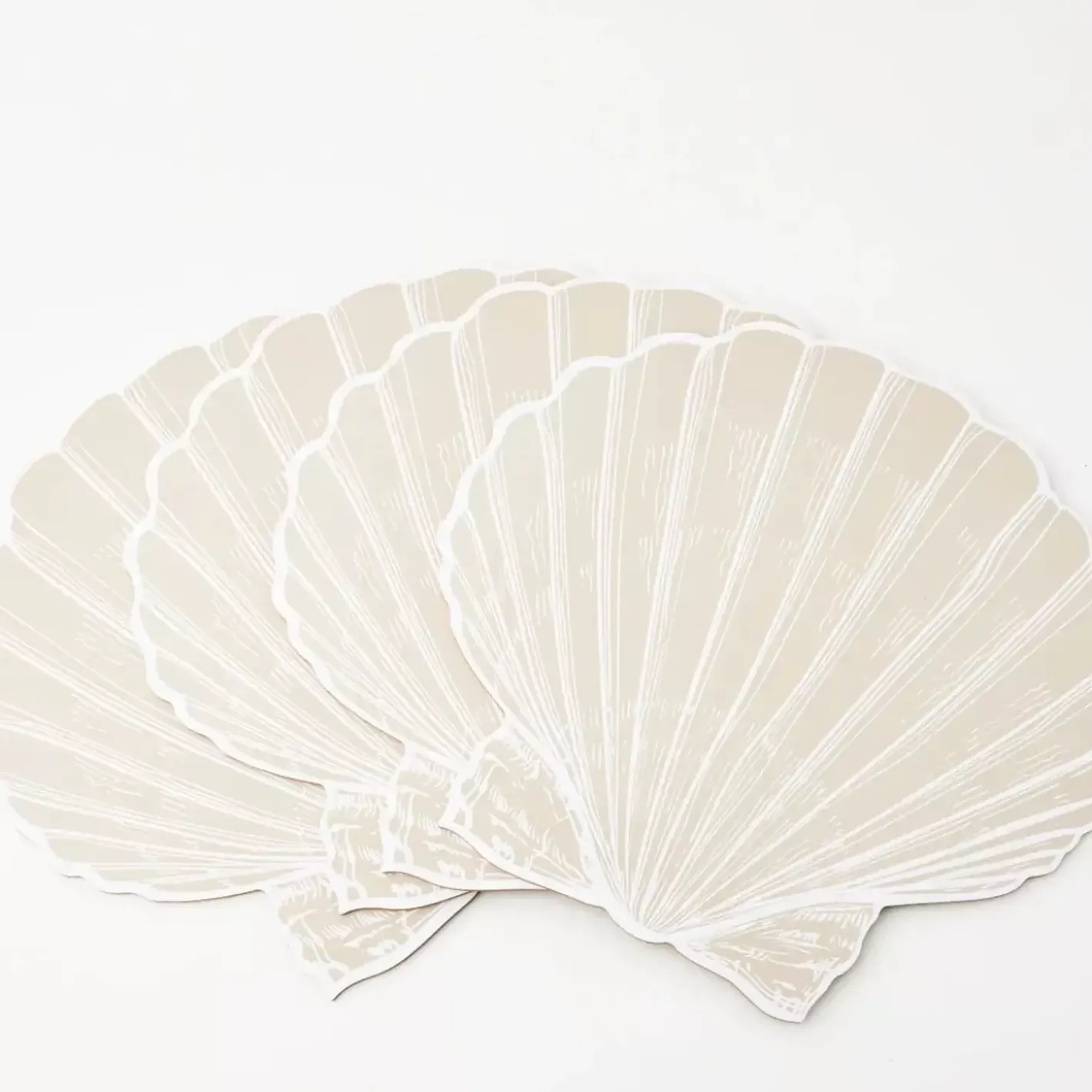 Hot Clam Shell Placemat Set Of 4 Natural Tableware