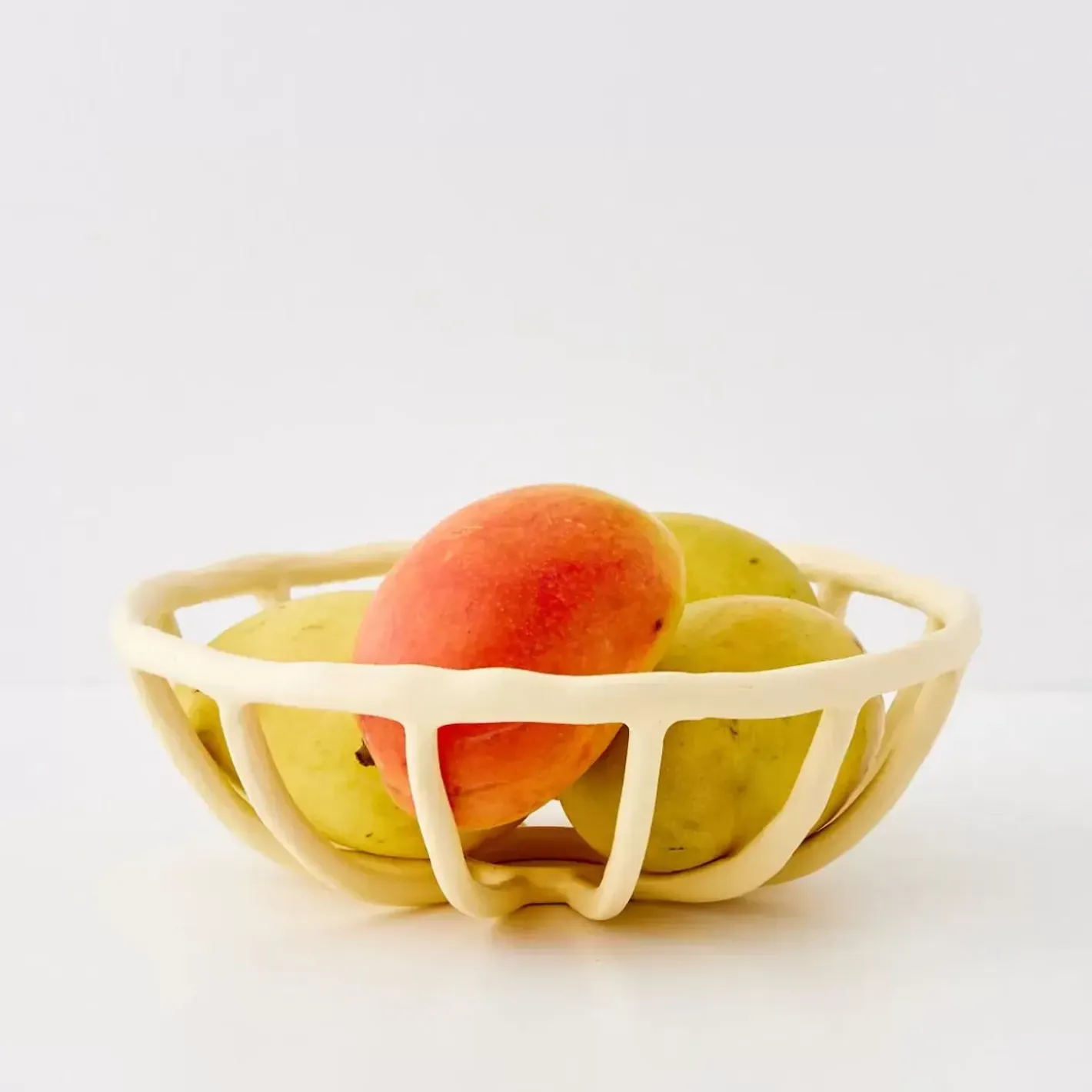 Weave Resin Fruit Bowl Beige Kitchen Accessories